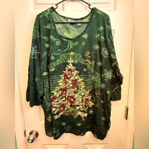 Liz & Me Green Christmas Tree Top